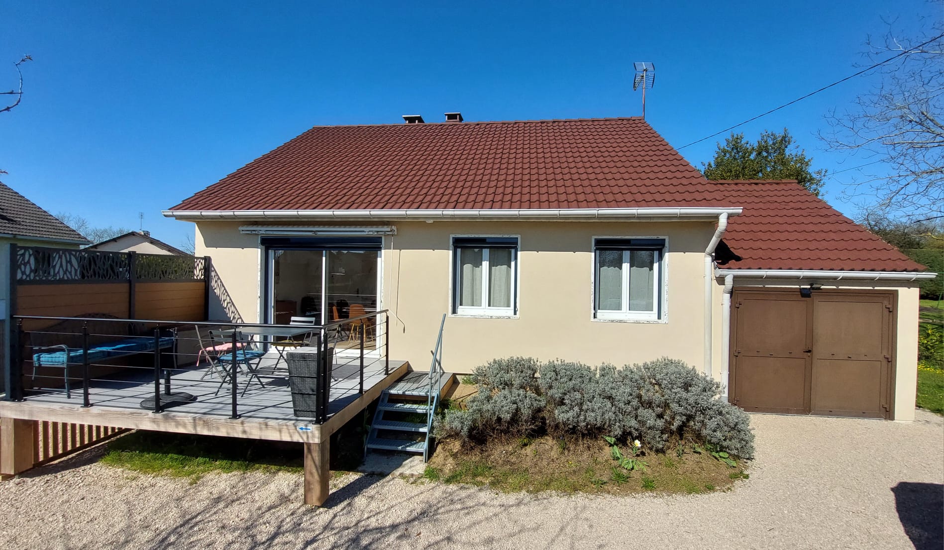 Gite des pommiers montret 71440 terrasse sud